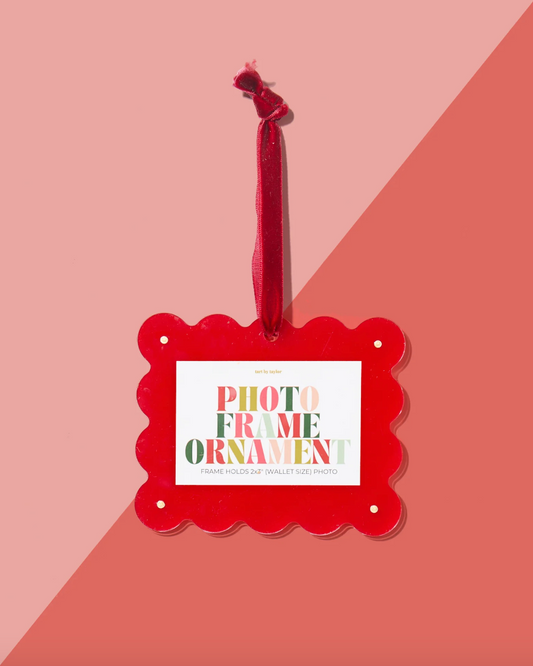 Red Scalloped Mini Frame Ornament