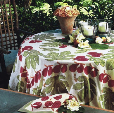 Fig Red & Green French Tablecloth + Napkins