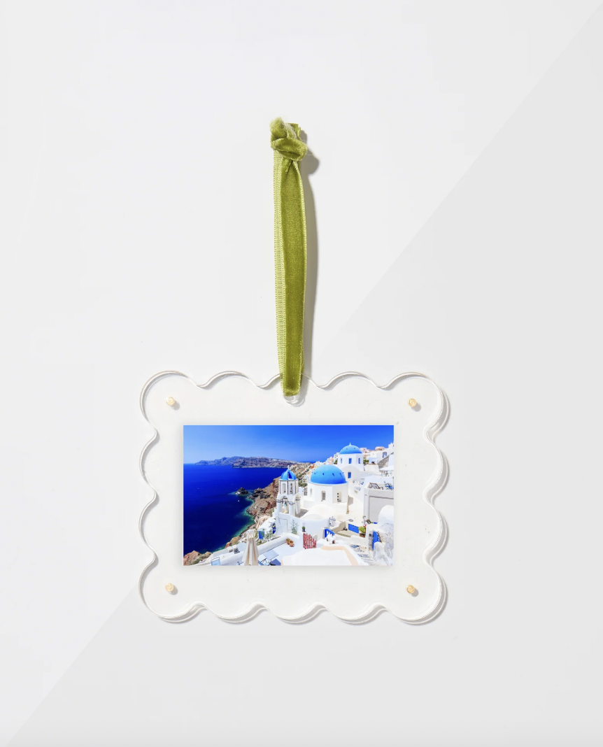 Clear Scalloped Mini Photo Frame Ornament