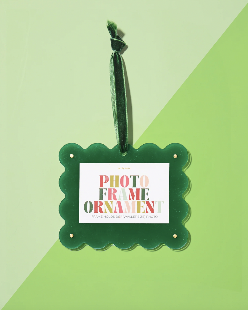 Green Scalloped Mini Photo Frame Ornament